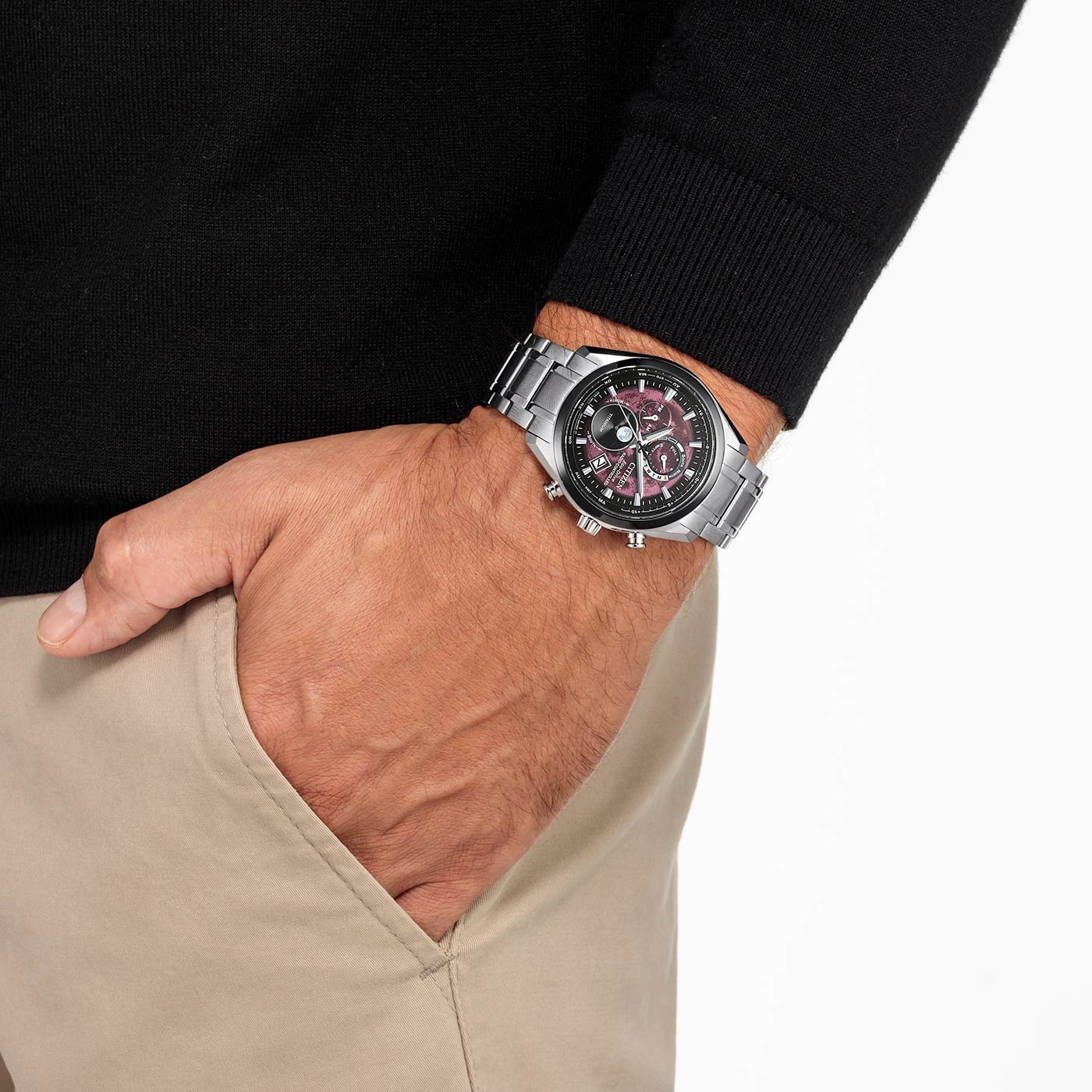 Citizen Eco-Drive Funk-Chronograph AT8238-84M mit Super Titanium™ und Saphirglas Handgelenk