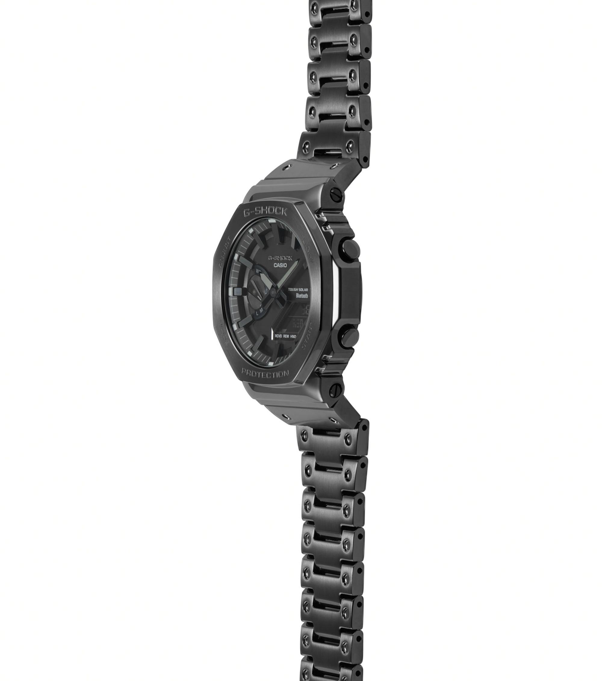 Seitenprofil der G-SHOCK GM-B2100BD-1AER zeigt Gehäusehöhe und Bandanstoß