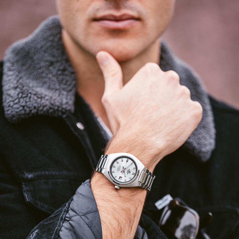 Casio EFB-109D-7AV – elegante Uhr für Alltag und Freizeit